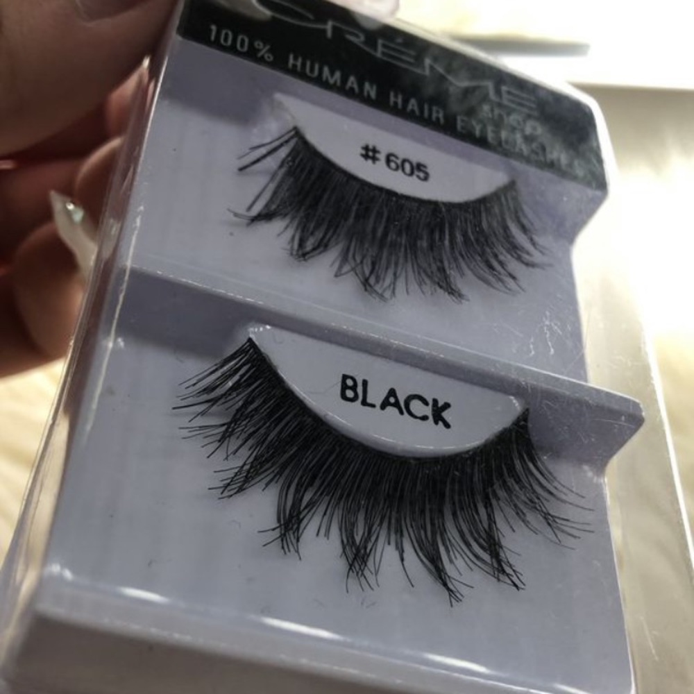 Lashes - Picture 2 of 4